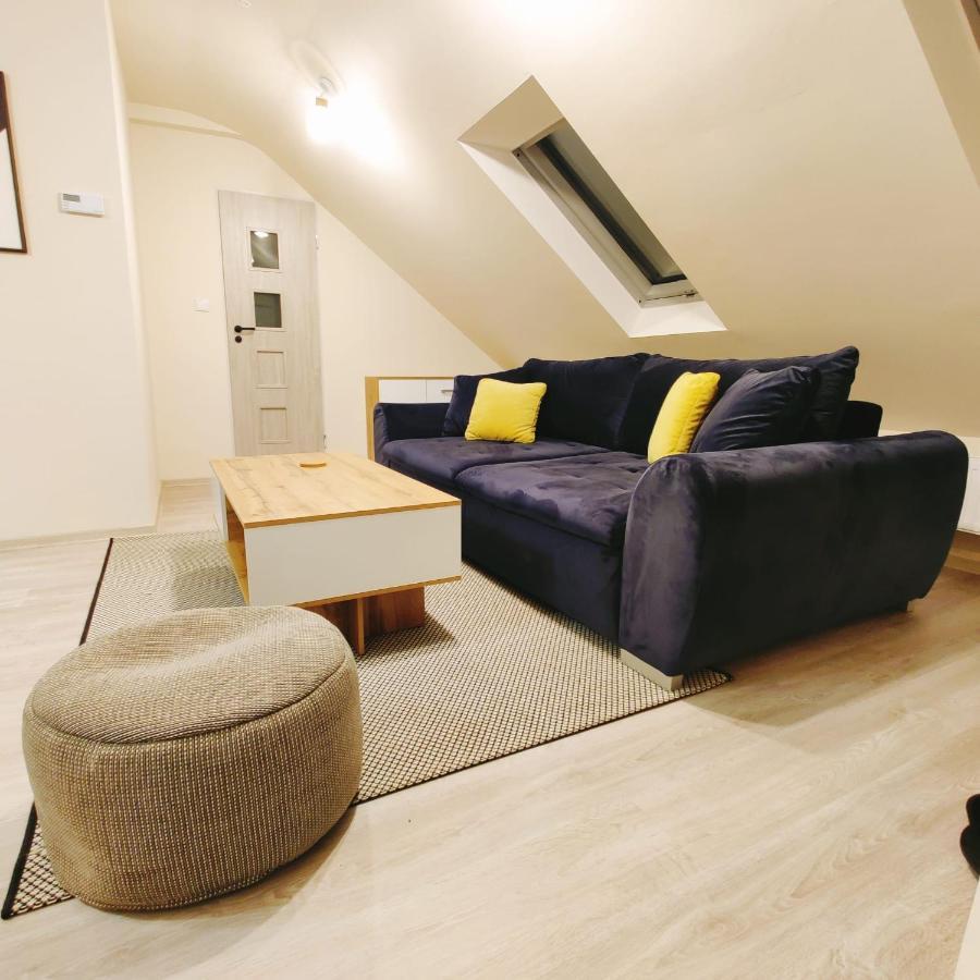 Stronski Apartment *